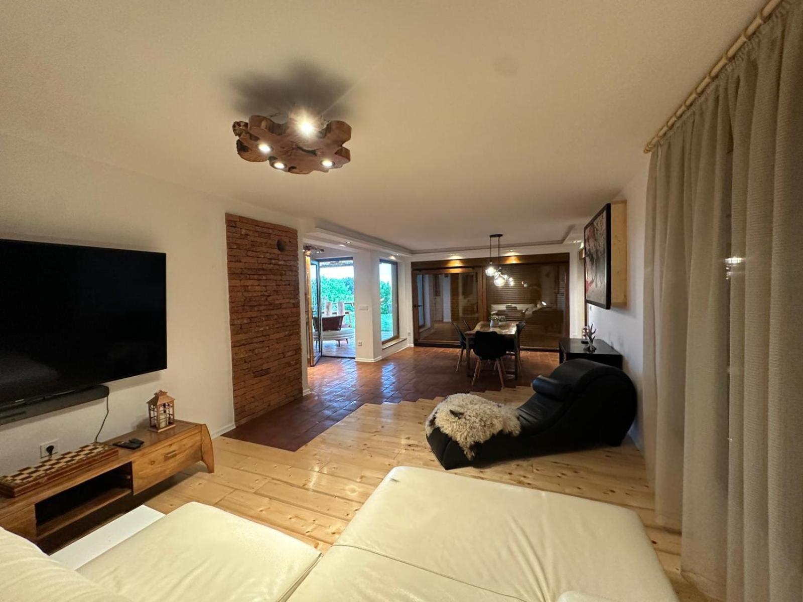 Svetli Raj Apartment Pregrada ภายนอก รูปภาพ